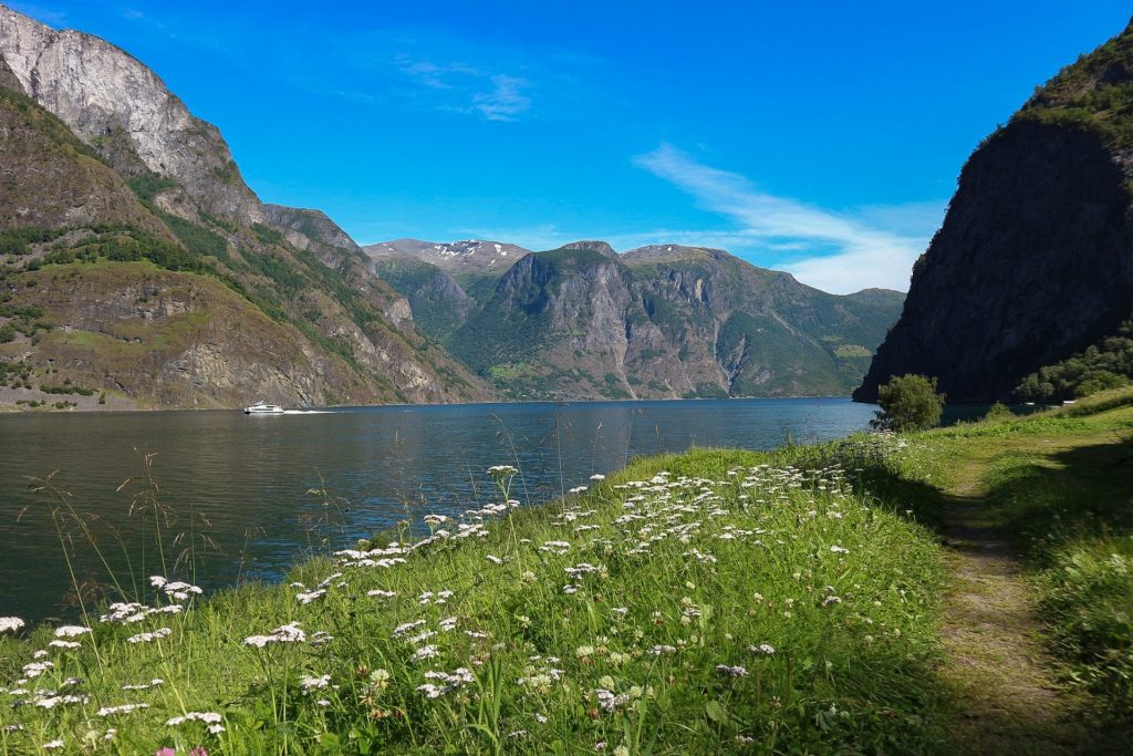 Un fjord à ne pas manquer à l'ouest de la norvège : Aurlandsfjord