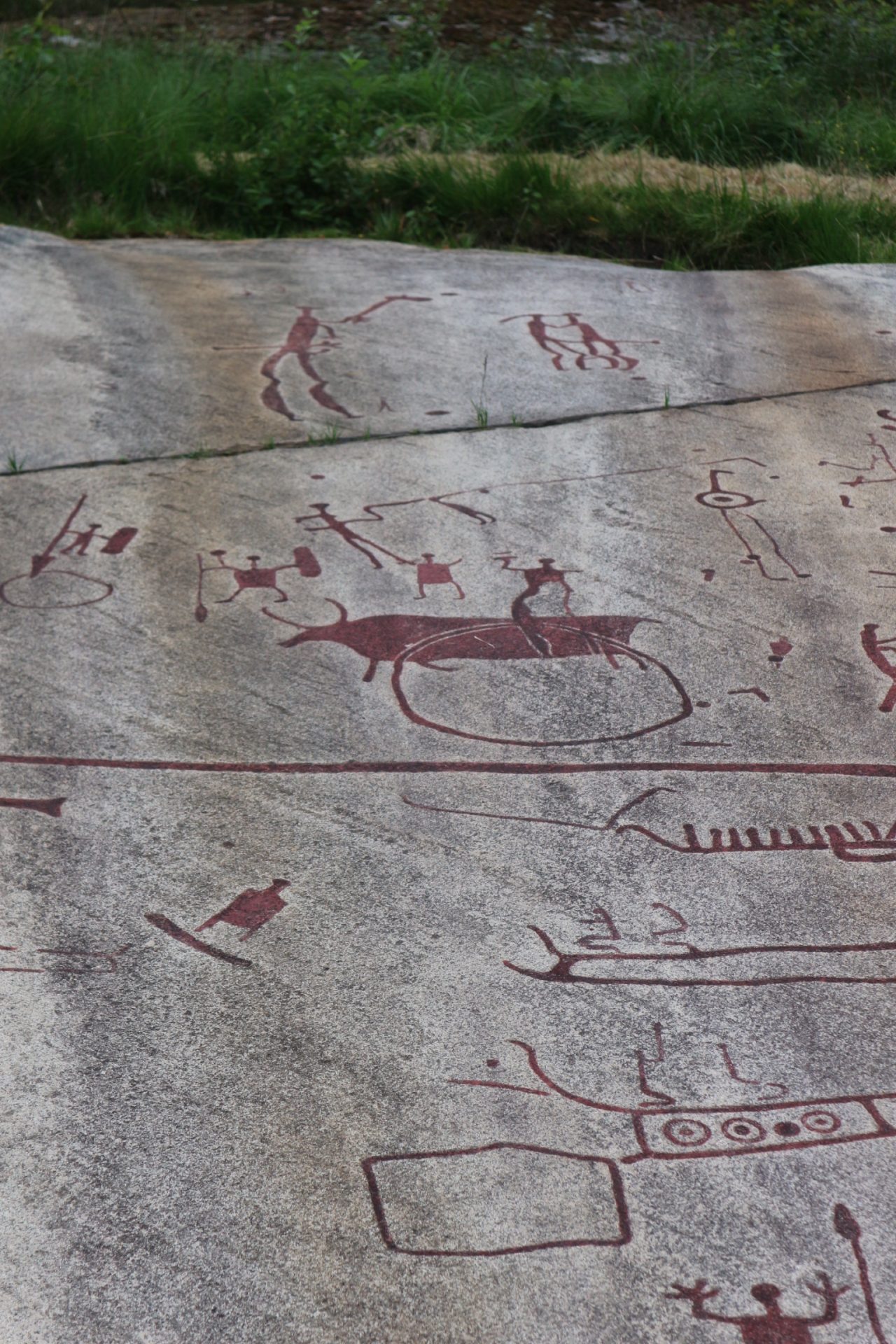 Les gravures rupestres de Vitlycke sont situées dans le sud-ouest de la Suède