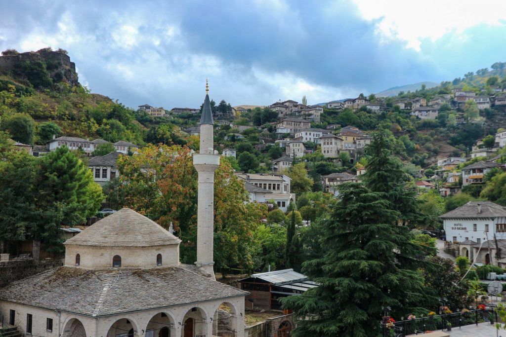 Mosquée de Gjirokaster, l'une des villes les plus connues du sud de l'Albanie