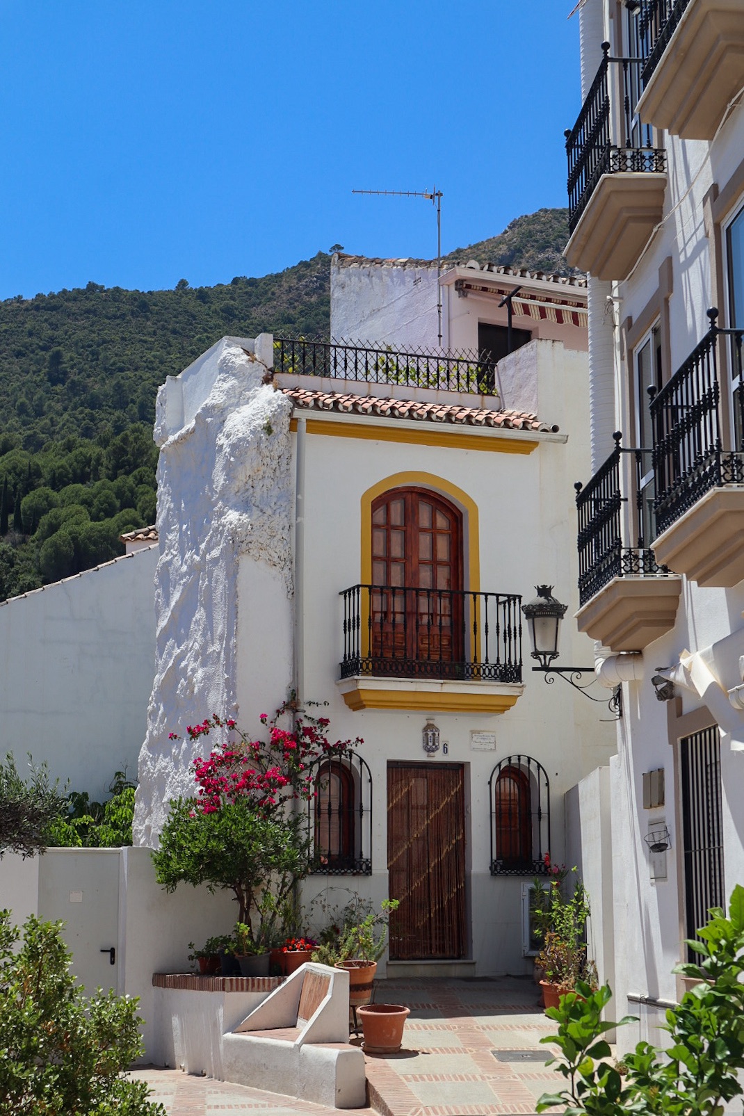 Autour de Malaga : une balade dans le village blanc d'Ojén